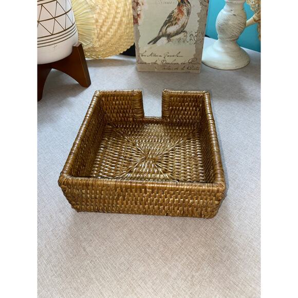 Tava Handwoven Napkin Holder from Pottery Barn $49.5i GUC - Picture 3 of 5